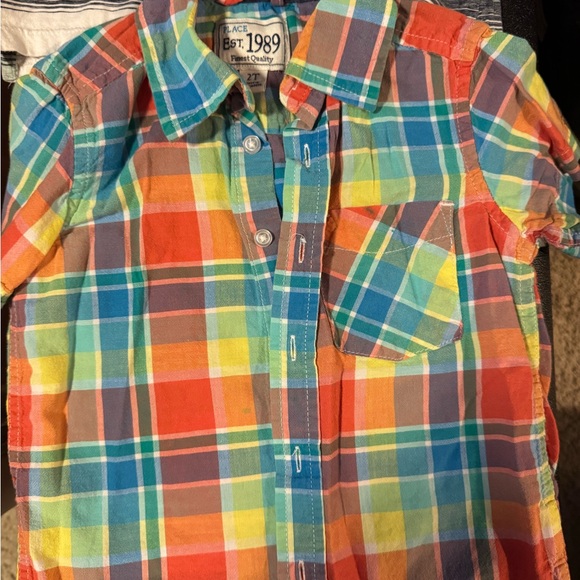 💥NEW LISTING💥 Bundle of 5 24 mos/2T shirts - Picture 6 of 13